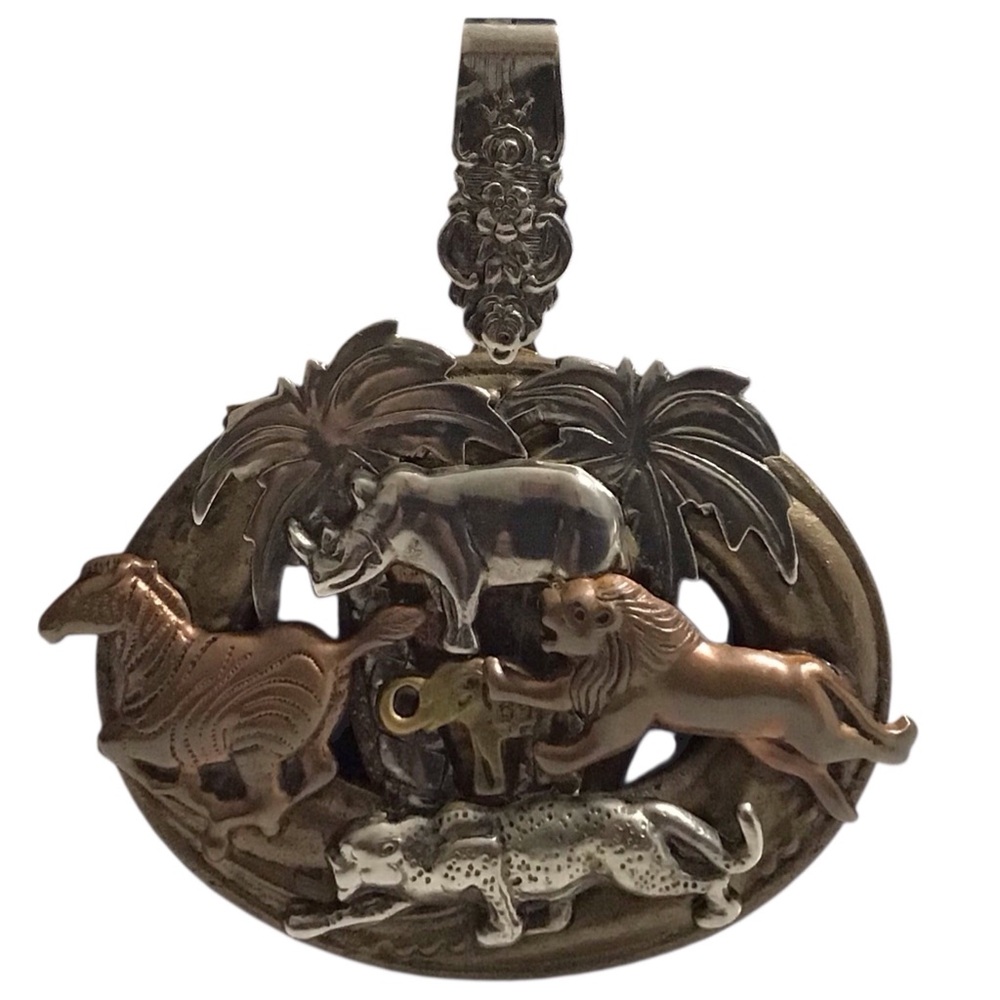 Elegante Safari Animal Spoon Pendant Silver Copper Gold Tones Zebra Cheetah Vtg